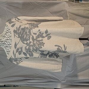 ST JOHN'S BAY Women's Plus Size 3X Floral Beige Lightweight Short Sleeve Sweater
